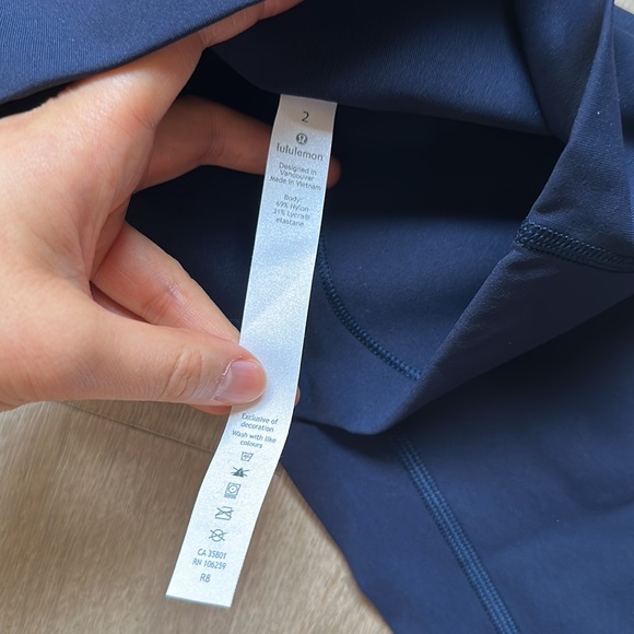 wunder under luxtreme brushed 25" size 2 true navy lululemon nwt - Picture 5 of 16
